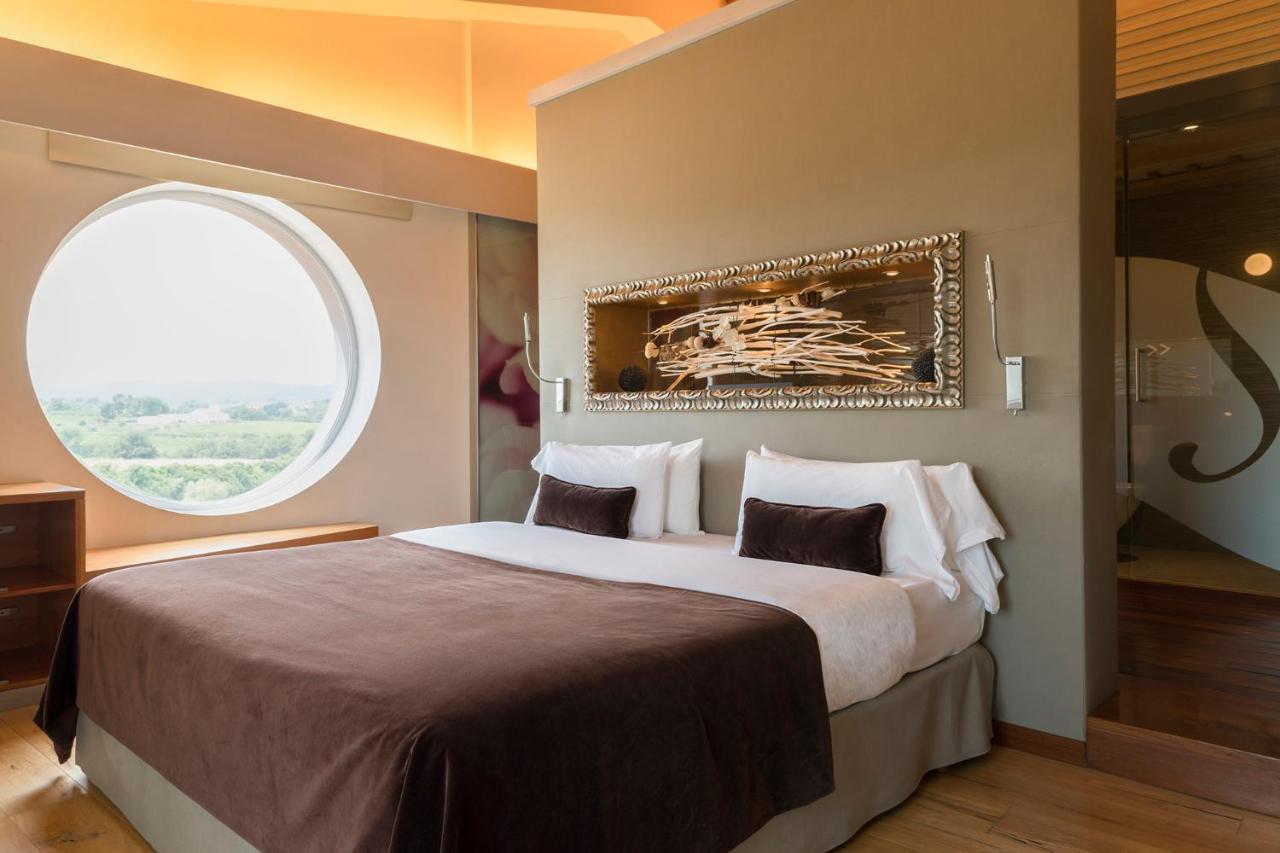 Can Bonastre Wine Resort, The Originals Relais Masquefa Exteriör bild